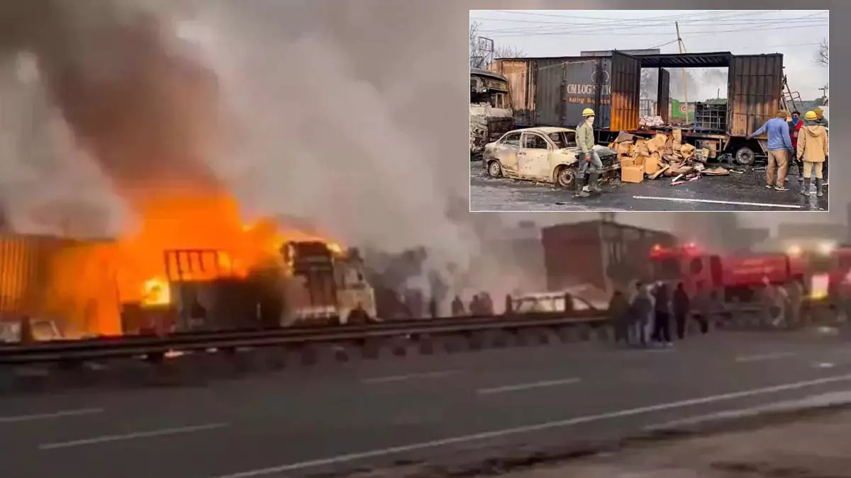 Fatal Accident | హైవేపై ఘోర ప్రమాదం.. ఐదుగురు సజీవ దహనం