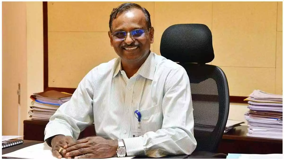 ISRO : ఇస్రో కొత్త చీఫ్ గా నియమితులవుతున్న  వి.నారాయణ్ ఎవరు?