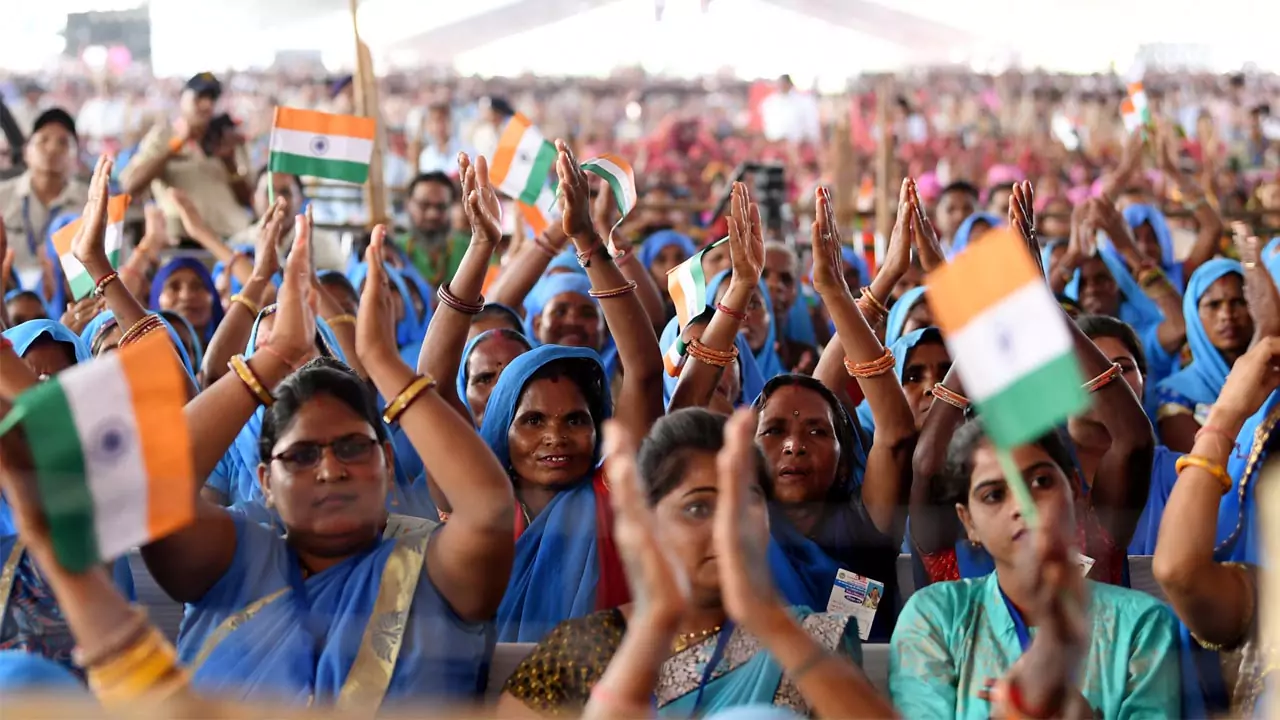 Employment for women | మహిళలకు ఉపాధి అవకాశం.. Rapido తో ప్రభుత్వం ఒప్పందం
