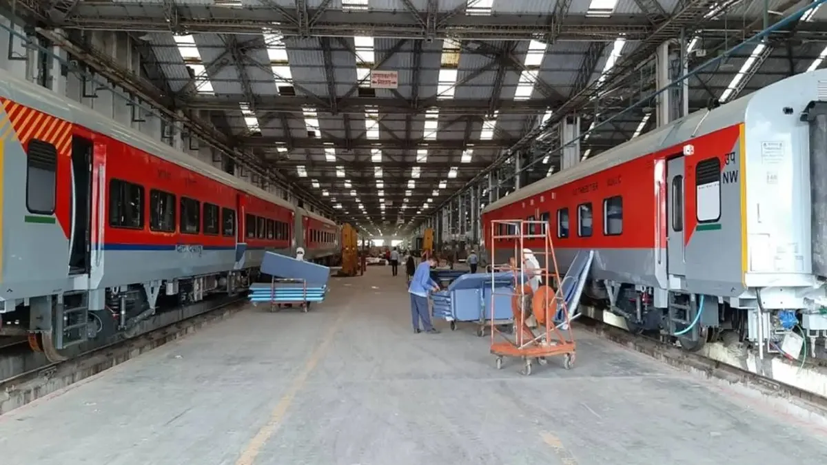Indian Railways | భారత రైల్వేలు కొత్త రికార్డు.. 7,134 కోచ్‌ల తయారీ