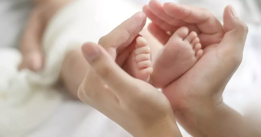 Baby Girl Sold | ఐదో సంతానంగా ఆడపిల్ల పుట్టిందని అమ్మేసిన తల్లిదండ్రులు
