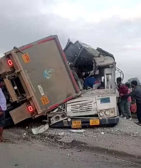 Road Accidents | భారీ వాహనాలతో రోడ్లపై మరణ మృదంగం!