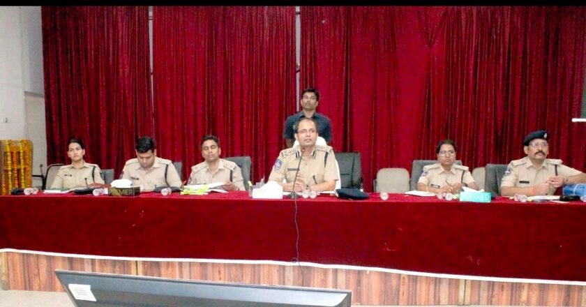 ఎన్ఫోర్స్మెంట్పై ప్రత్యేక దృష్టి పెట్టండి: వరంగల్ సీపీ సన్ప్రీత్ సింగ్